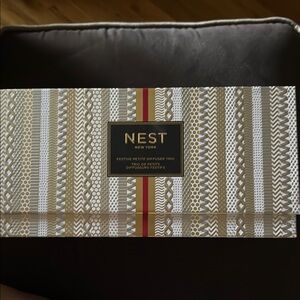 Nest Festive Petite Diffuser Trio - Gold and White